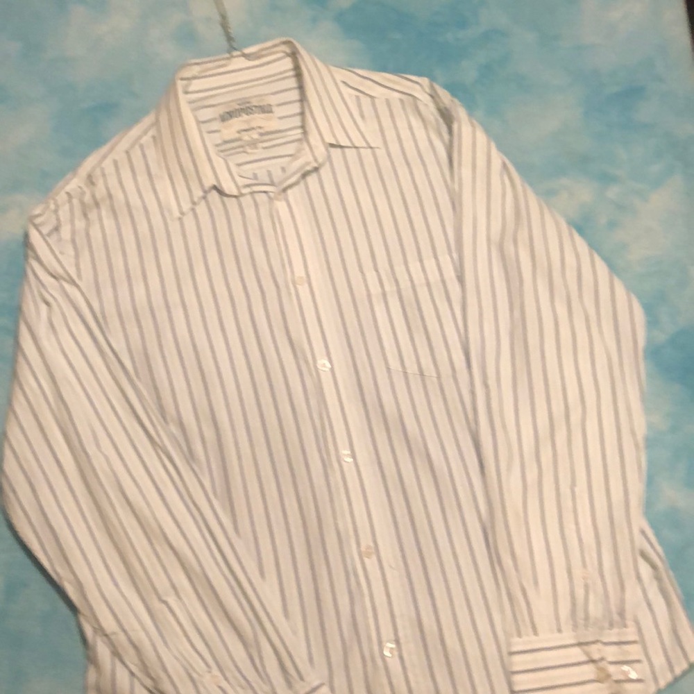 3/25$ Orginal Aeropostale casual shirt